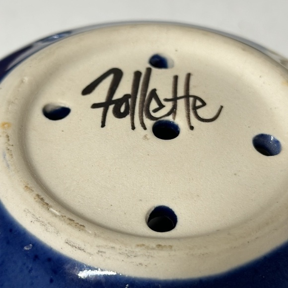 Follette Pottery berry bowl strainer cream blue and purple signed 8” diameter - Picture 5 of 7